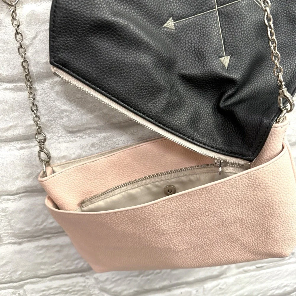 Thirty One 31 Classic Crossbody Pink‎ Black Arrow Purse Faux Leather Adjustable